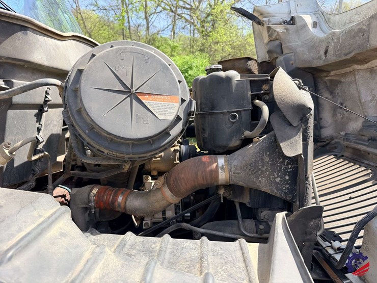 2007-international-7400-image-36