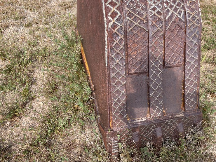 #4070-•-excavator-bucket-image-11