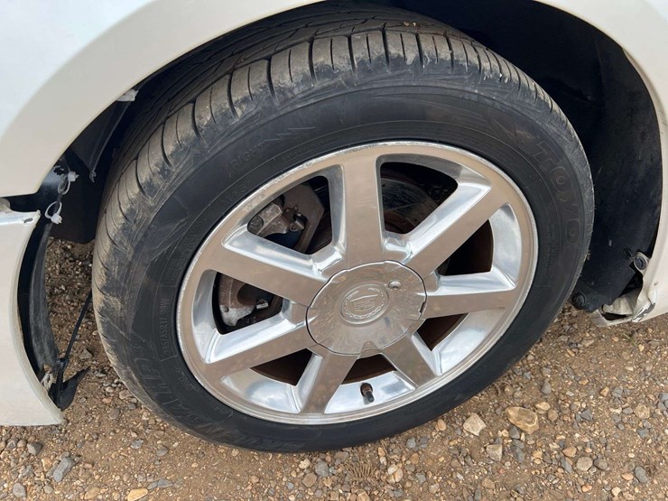 2005-cadillac-sts-4-door-sedan-(225,311-miles)-image-23