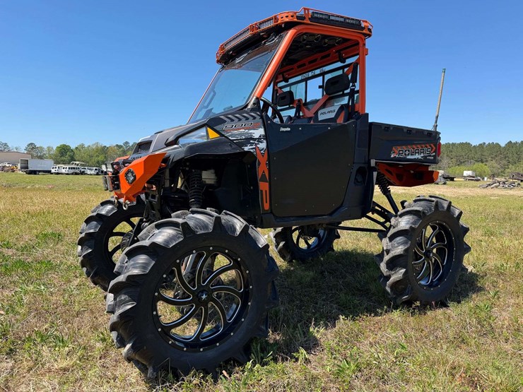 2016-polaris-ranger-image-1