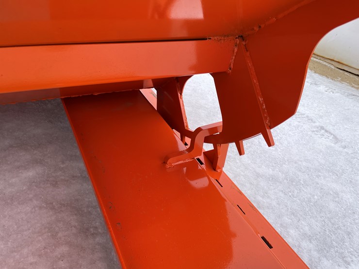 #2003-•-2-yard-self-dumping-hopper-image-10