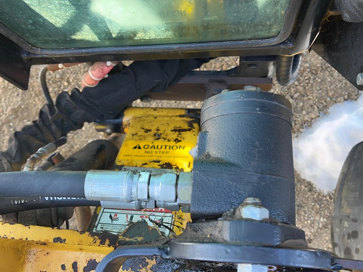 new-holland-tn70da-image-36