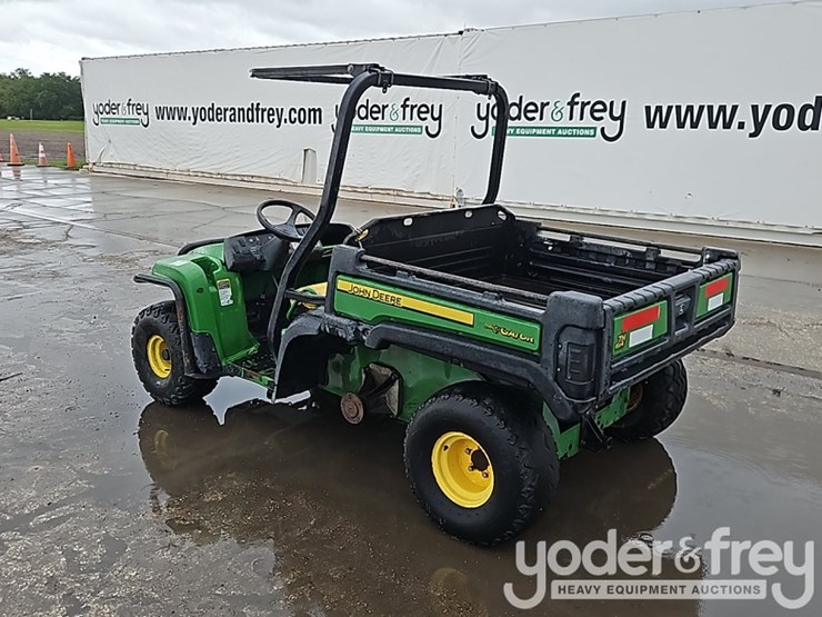 2016-john-deere-gator-image-3