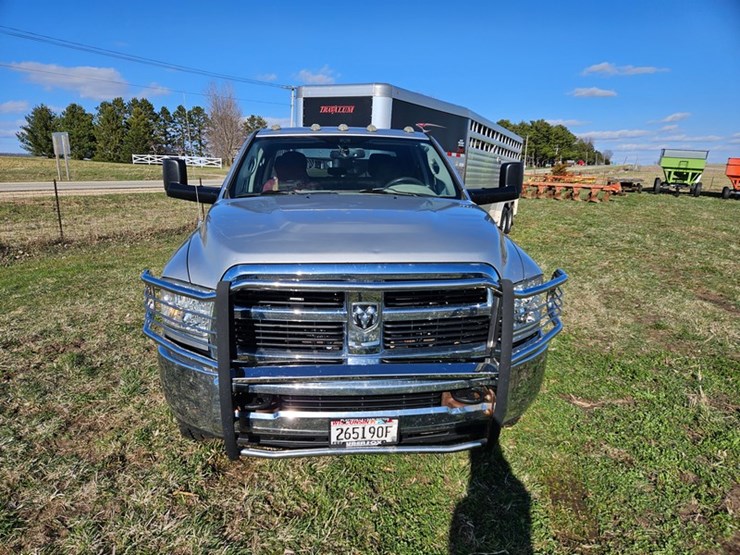 2012-dodge-ram-2500-image-9
