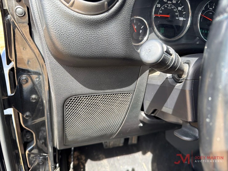 2014-jeep-wrangler-image-21