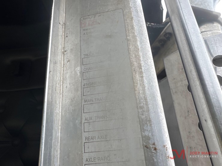 kenworth-w900-image-18