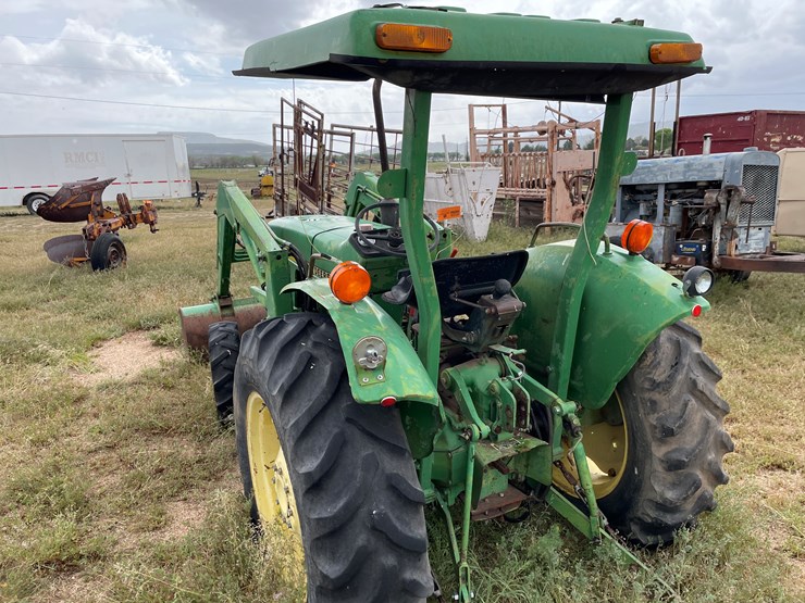 john-deere-1050-image-12