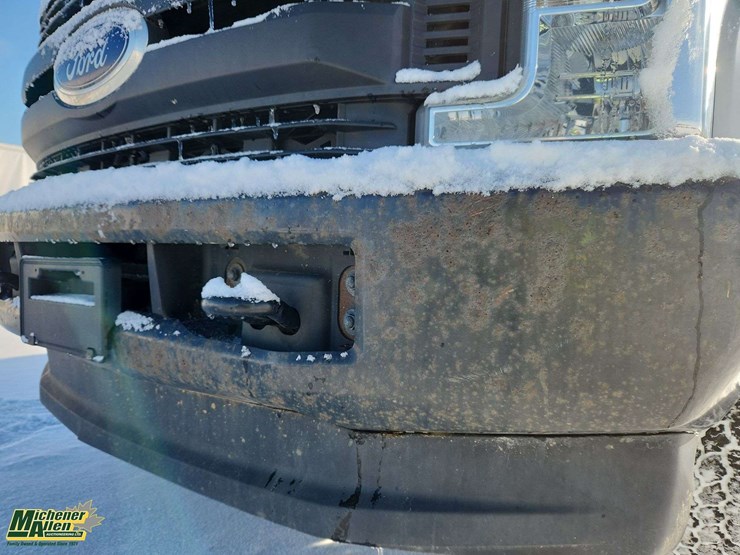 2017-ford-f350-image-43