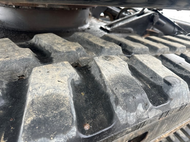 caterpillar-307-image-71