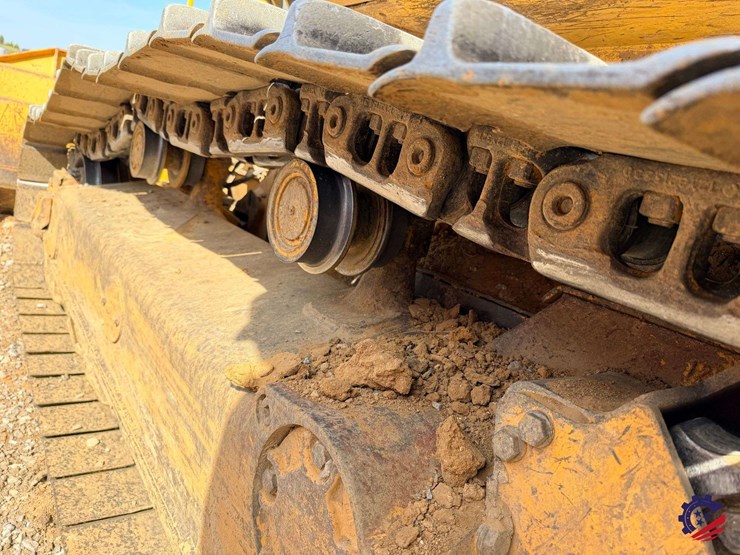 2018-komatsu-d51exi-24-image-21