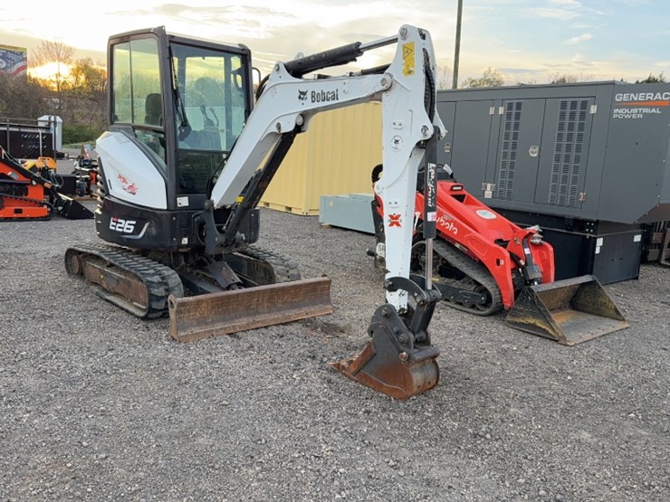 2020-bobcat-e26-image-3