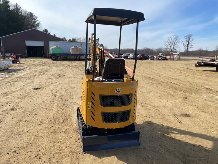 #1036-•-new-ats-rt15r-mini-excavator-image-6