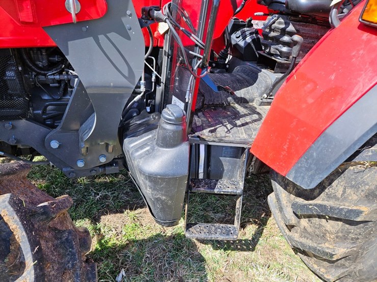massey-ferguson-4710-image-46
