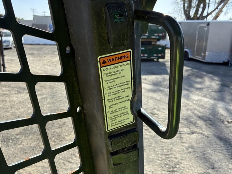 2018-mustang-1900r-image-12