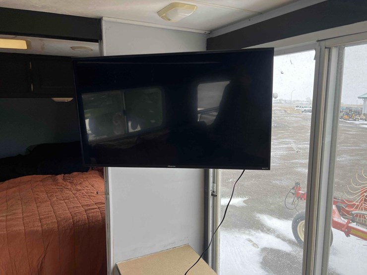 2003-keystone-hornet-travel-trailer-image-24