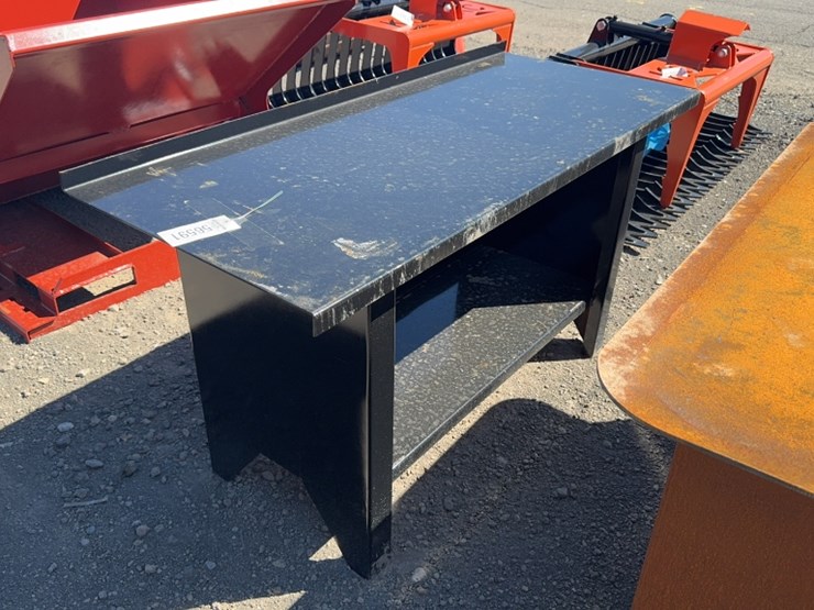 #1006-•-60"-metal-work-bench-image-5
