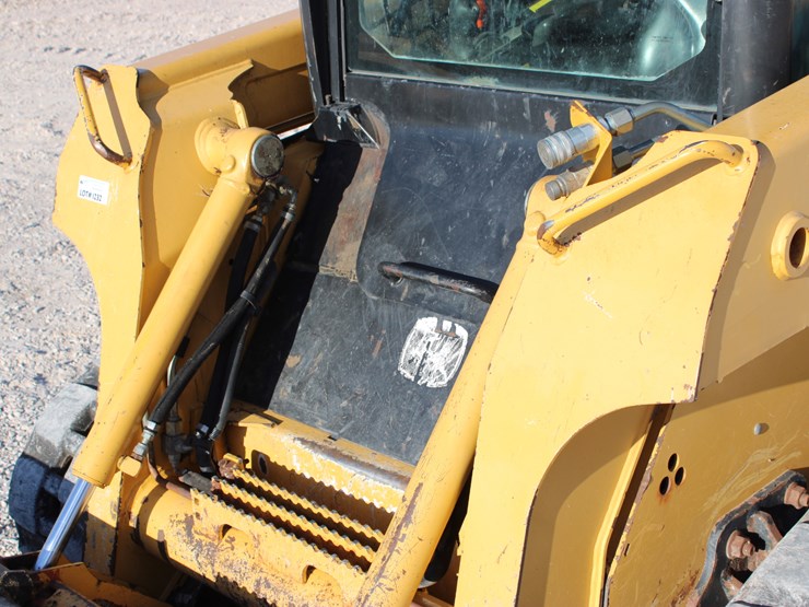 deere-ct322-image-14