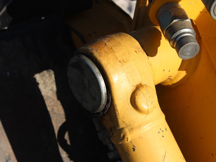 deere-ct322-image-15