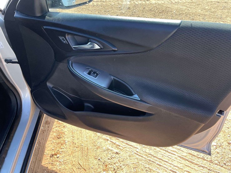 2019-chevrolet-malibu-lt-4-door-sedan-(150,431-miles)-image-17