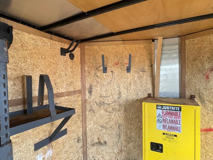 #4013-•-haulmark-enclosed-trailer-(az-title)-image-26