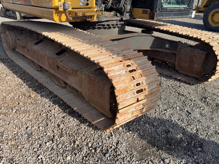 caterpillar-318fl-image-6