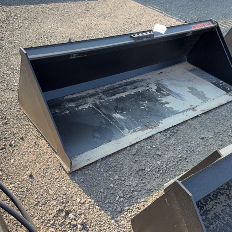#2074 • TRUBILT 72" SKID STEER SMOOTH BUCKET