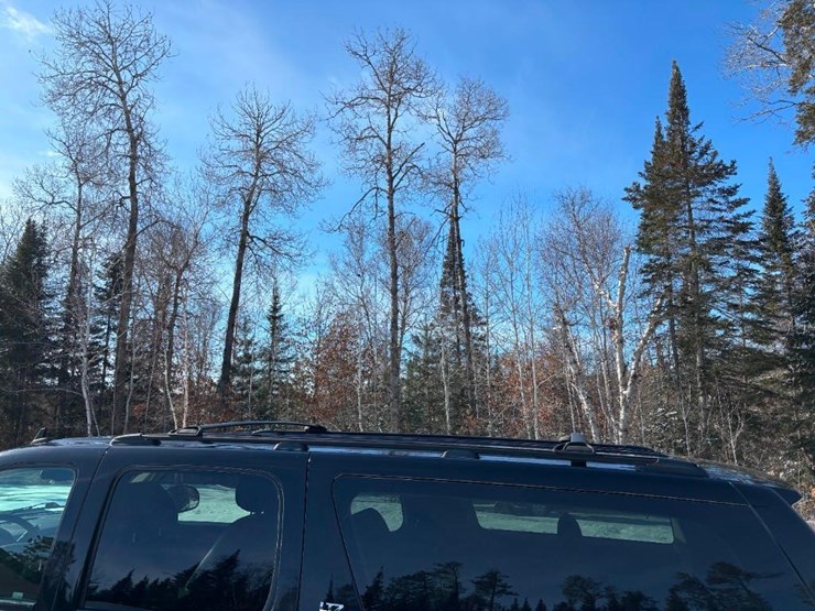 2009-chevrolet-suburban-image-37