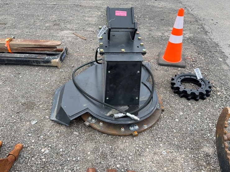 #2008-•-blue-diamond-36"-excavator-disc-mulcher-image-2