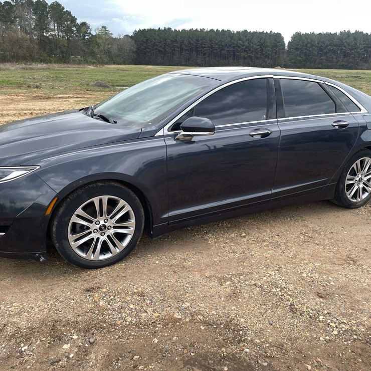 2013 Lincoln MKZ 4 Door Sedan (219,487 Miles)