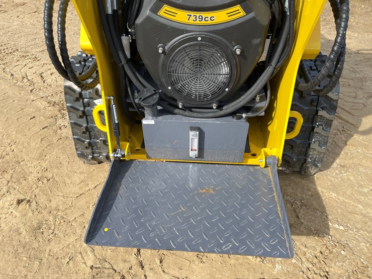 #212-•-landhonor-mini-skid-steer-loader-image-8