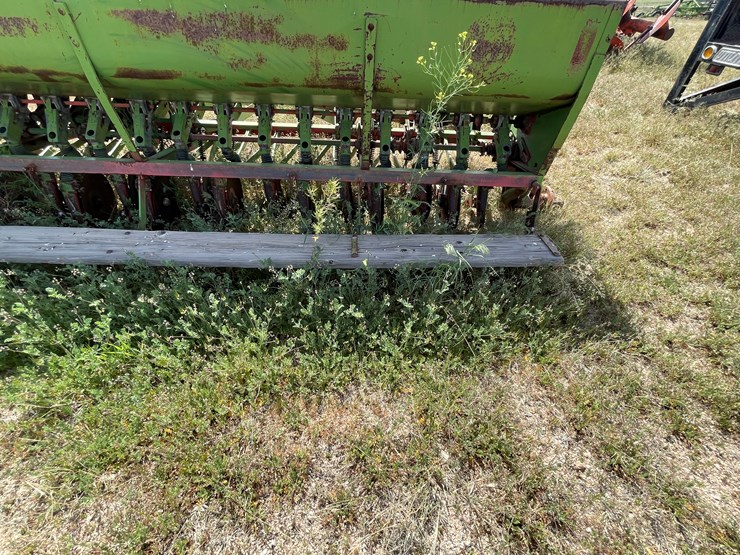 #4030-•-massey-fergusen-drill-image-11