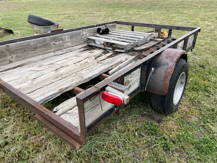 #4016-•-heavy-duty-single-axle-trailer-(no-title)-image-8