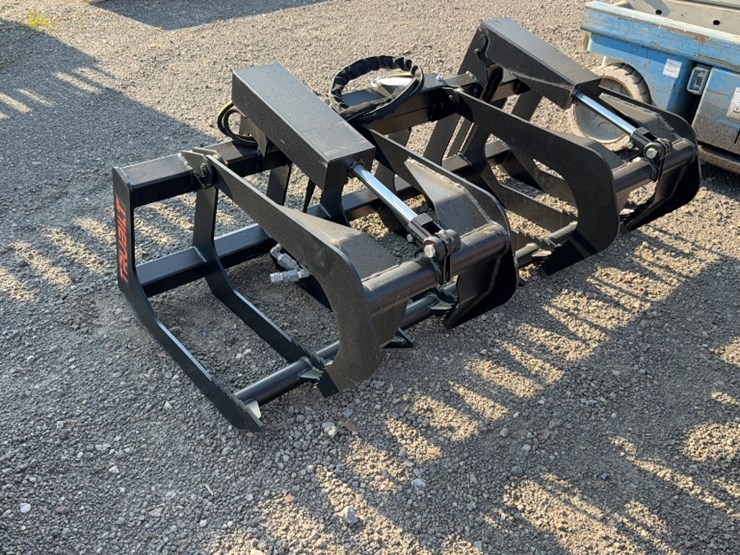 #2085-•-trubilt-66"-skid-steer-2-cyl-grapple-image-2