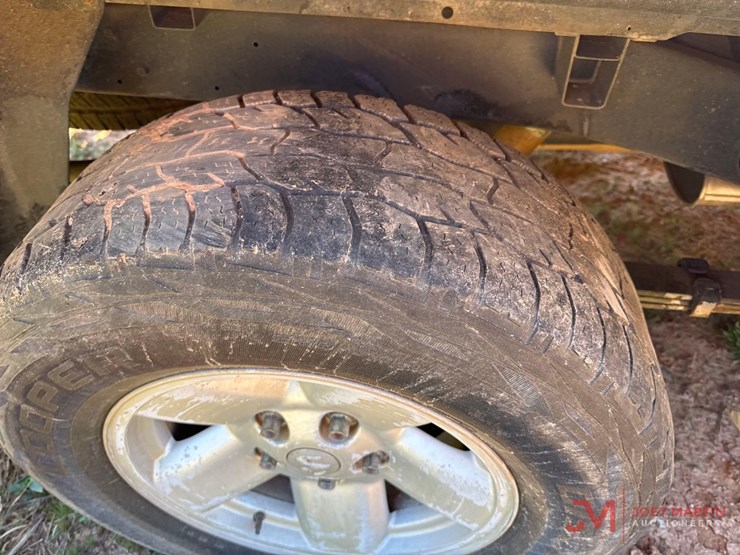 2003-dodge-1500-image-13