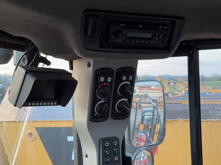 caterpillar-980k-image-18