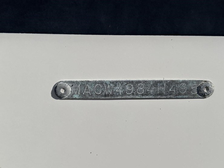 1995-unknown-trailer-image-30