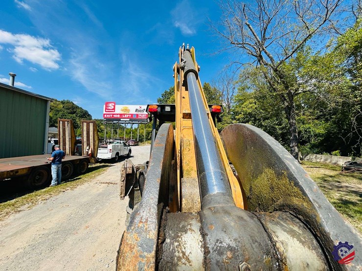 2021-case-580n-image-38