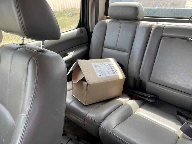 2009-chevrolet-2500-image-41