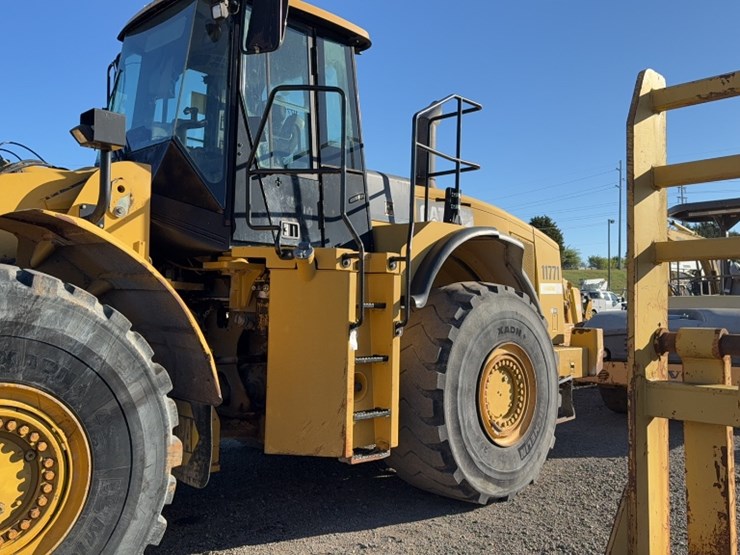 caterpillar-980h-image-10