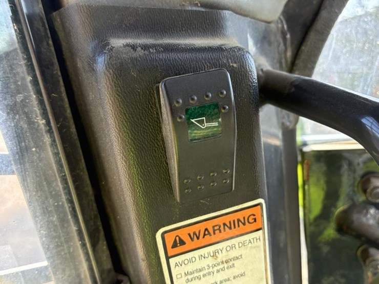 2012-yanmar-s190r-image-11