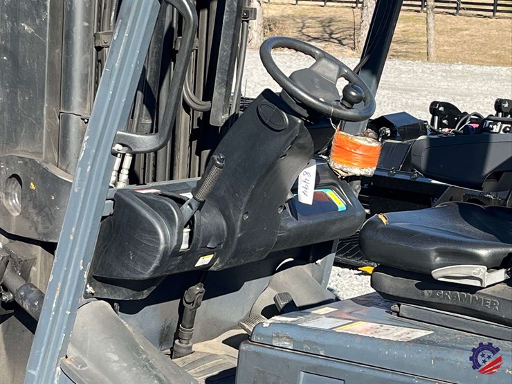 byd-ecb27c-electric-counterbalanced-forklift-image-36