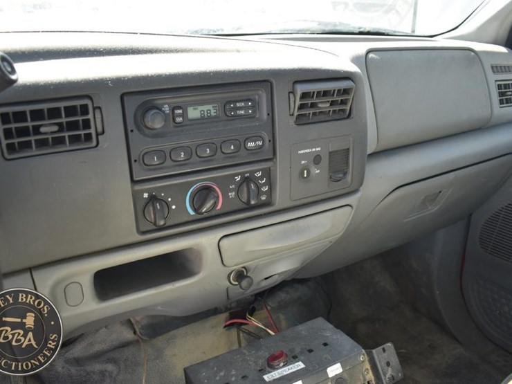 2003-ford-f250-xl-image-29