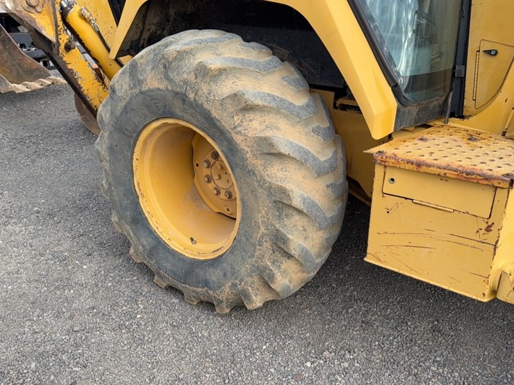 john-deere-310d-image-6