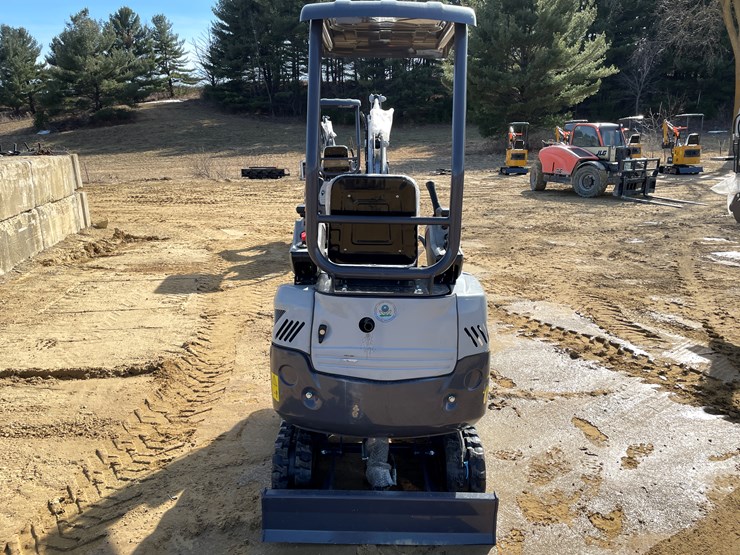 #1032-•-new-ats-me18-mini-excavator-image-6