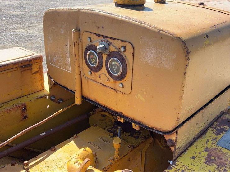 caterpillar-r2-image-21