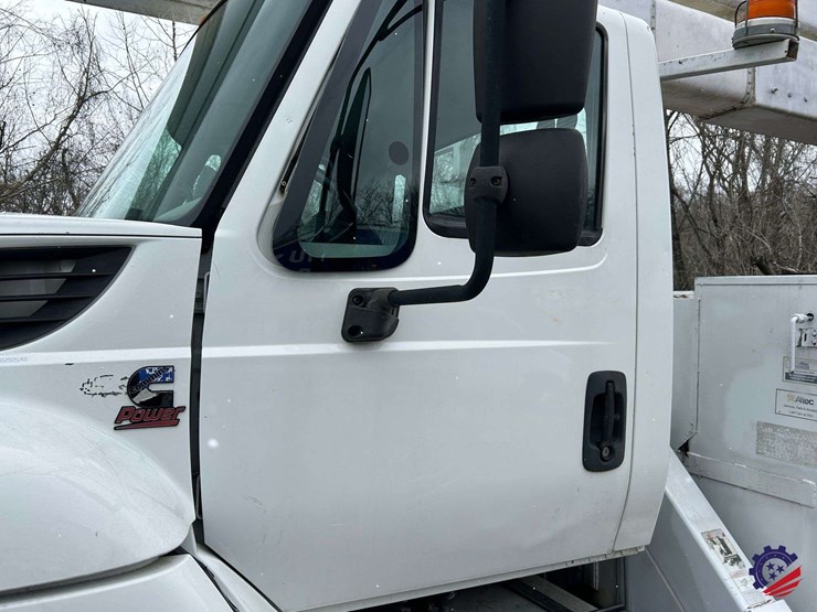 2009-international-7400-image-26