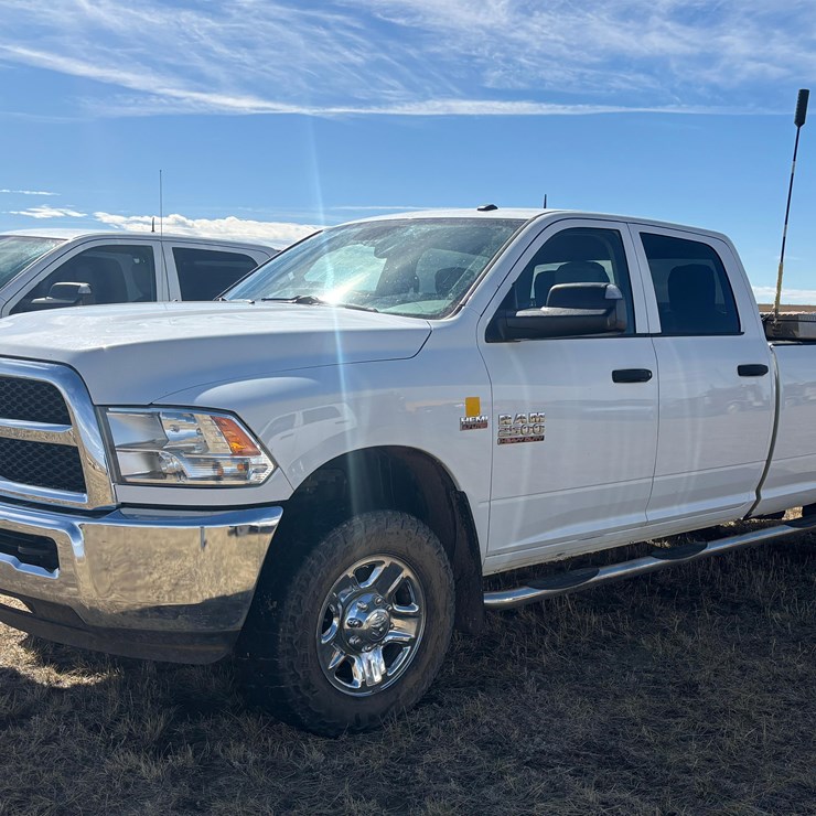 2015 DODGE 2500