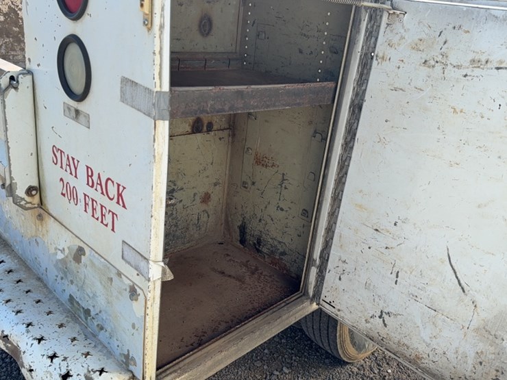 2006-ford-f450-image-9