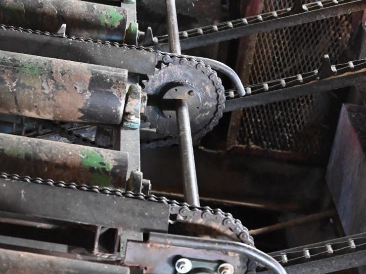 #167-•-roll-case-image-21