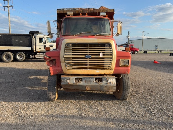 1988-ford-l8000-image-2